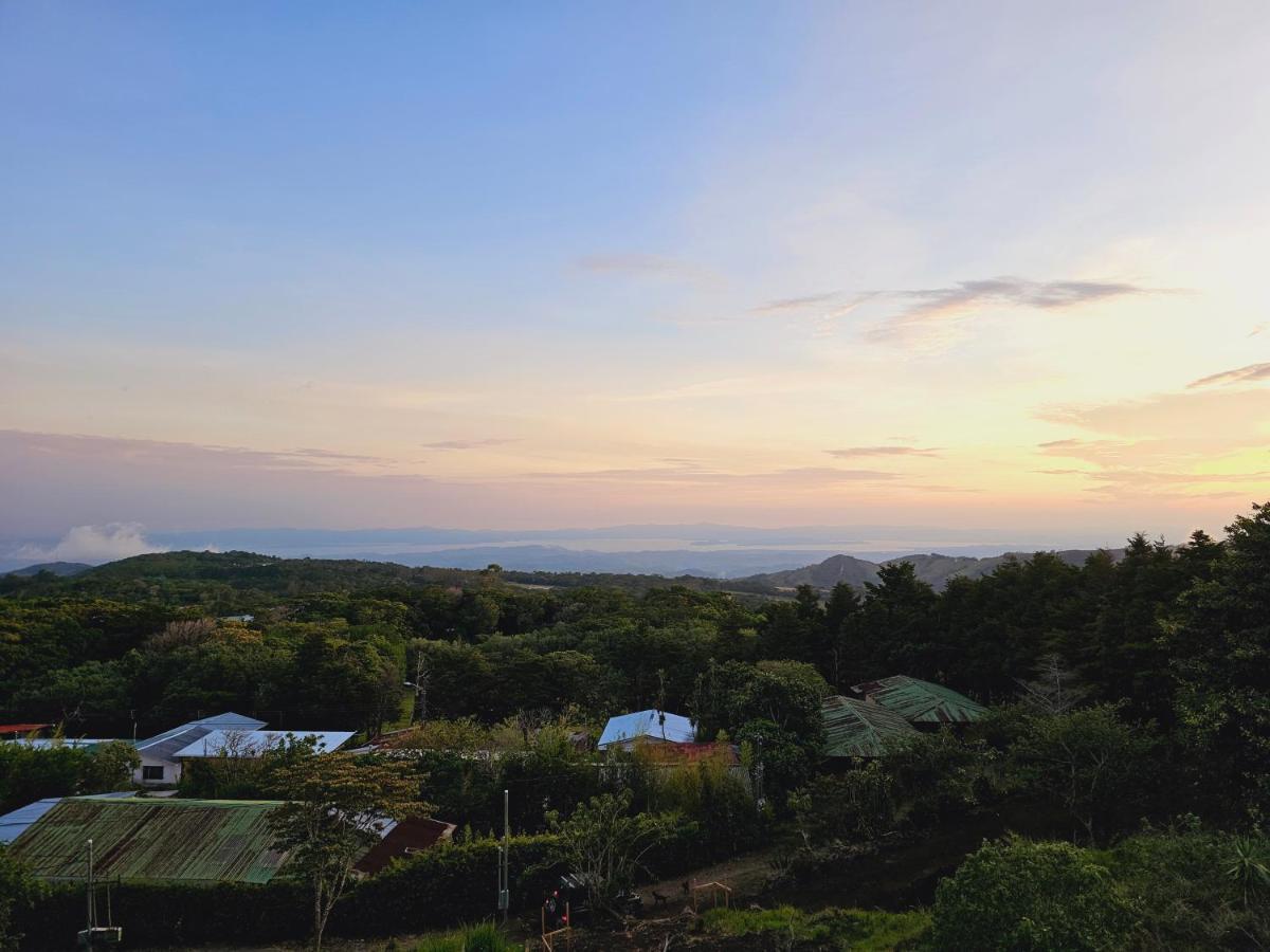 Wind Houses, Casas De Viento Monteverde Exterior photo
